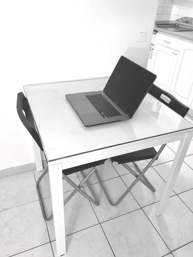 Studio Apartment Near To Paris Créteil Buitenkant foto